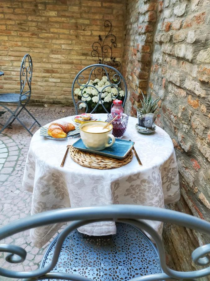 Bed and Breakfast Dimora Deco Lugo  Zewnętrze zdjęcie